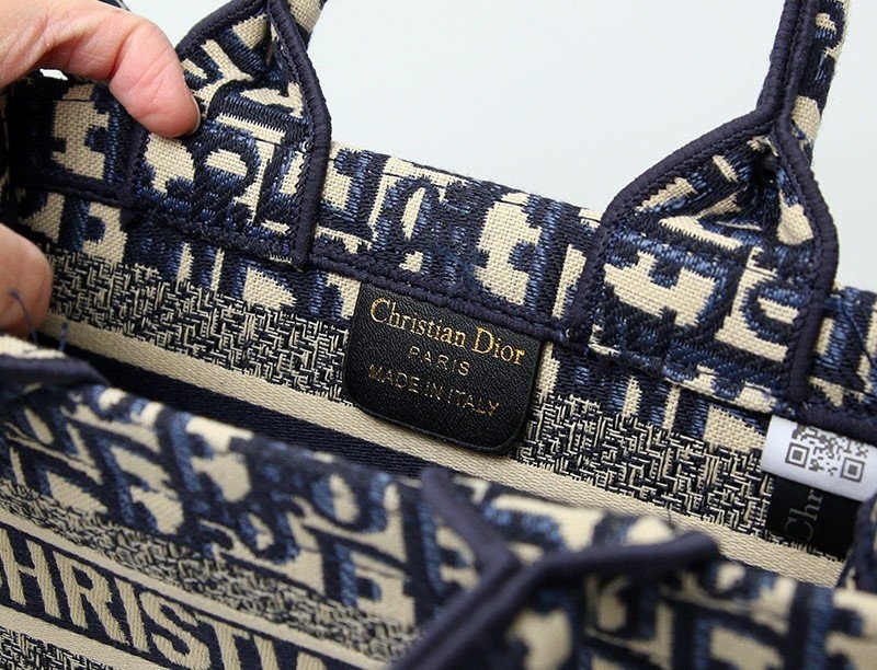 b19f8b2e0efee4c5421883c45a79766d_1763536640_4436.jpg b19f8b2e0efee4c5421883c45a79766d_1763536640_4436.jpg