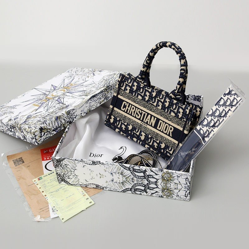 b19f8b2e0efee4c5421883c45a79766d_1763536640_5599.jpg b19f8b2e0efee4c5421883c45a79766d_1763536640_5599.jpg