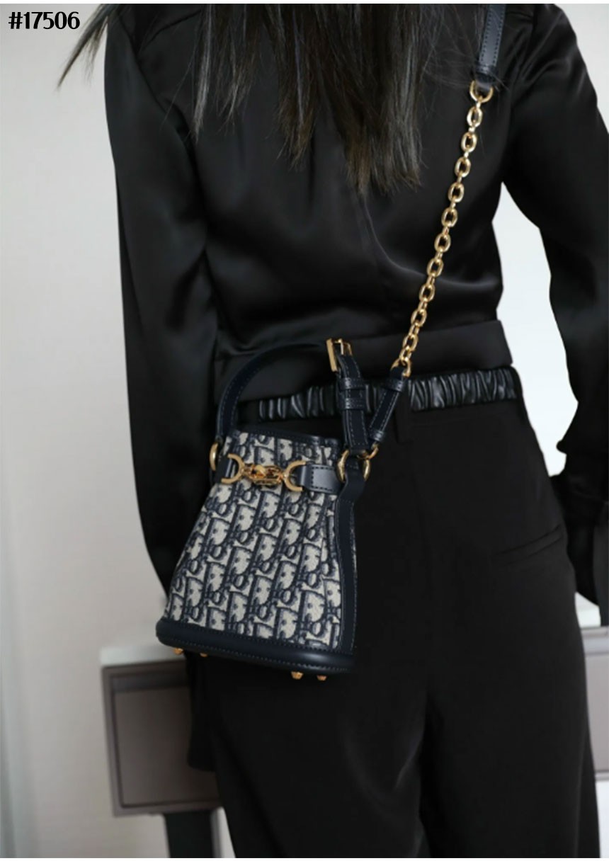 b19f8b2e0efee4c5421883c45a79766d_1763537174_3925.jpg b19f8b2e0efee4c5421883c45a79766d_1763537174_3925.jpg