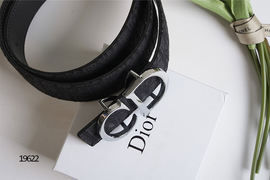 b19f8b2e0efee4c5421883c45a79766d_1763537390_049.jpg b19f8b2e0efee4c5421883c45a79766d_1763537390_049.jpg