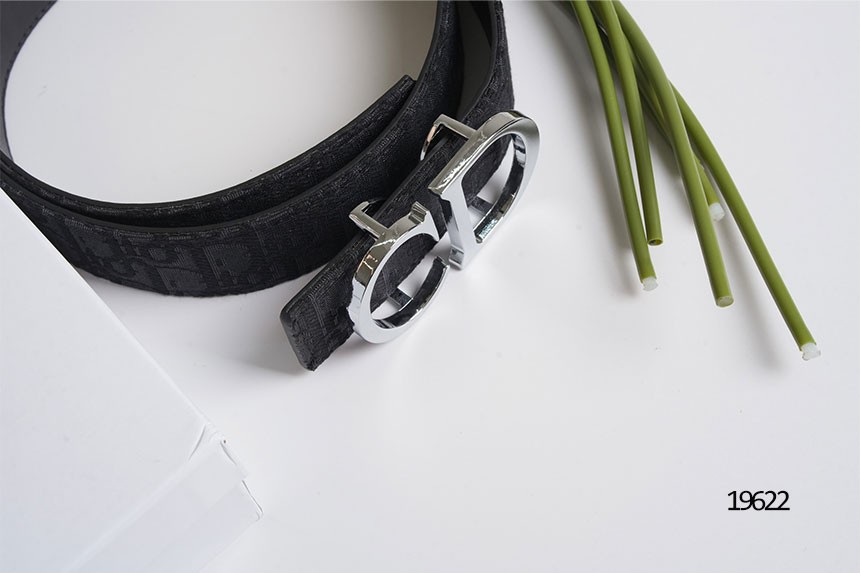 b19f8b2e0efee4c5421883c45a79766d_1763537390_1575.jpg b19f8b2e0efee4c5421883c45a79766d_1763537390_1575.jpg