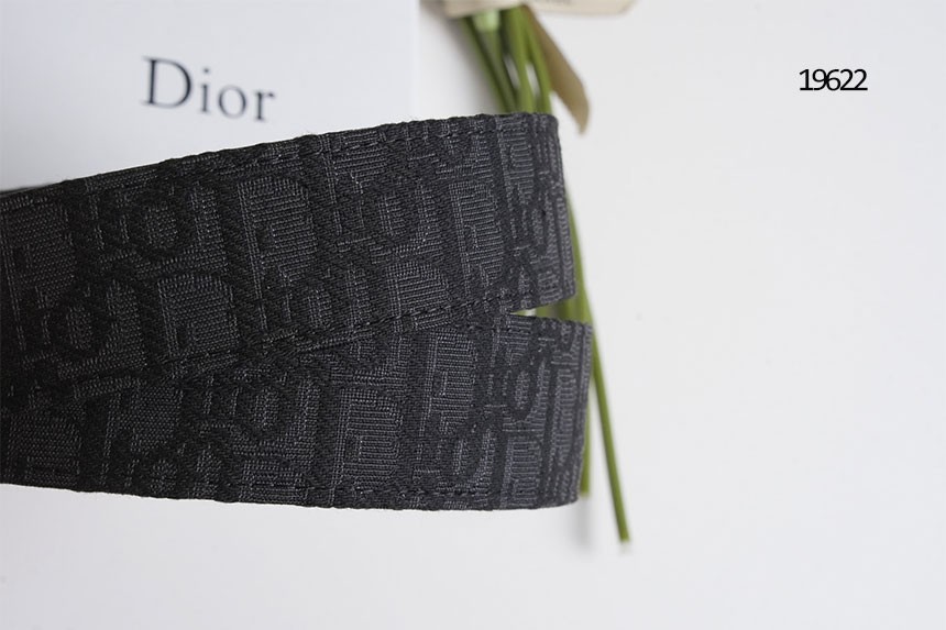 b19f8b2e0efee4c5421883c45a79766d_1763537390_2233.jpg b19f8b2e0efee4c5421883c45a79766d_1763537390_2233.jpg