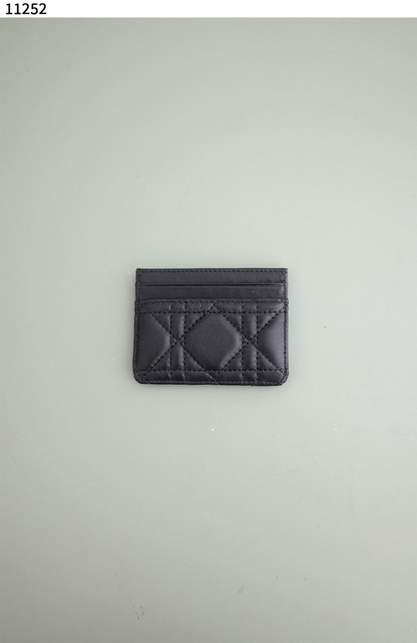 b19f8b2e0efee4c5421883c45a79766d_1763538106_8216.jpg b19f8b2e0efee4c5421883c45a79766d_1763538106_8216.jpg