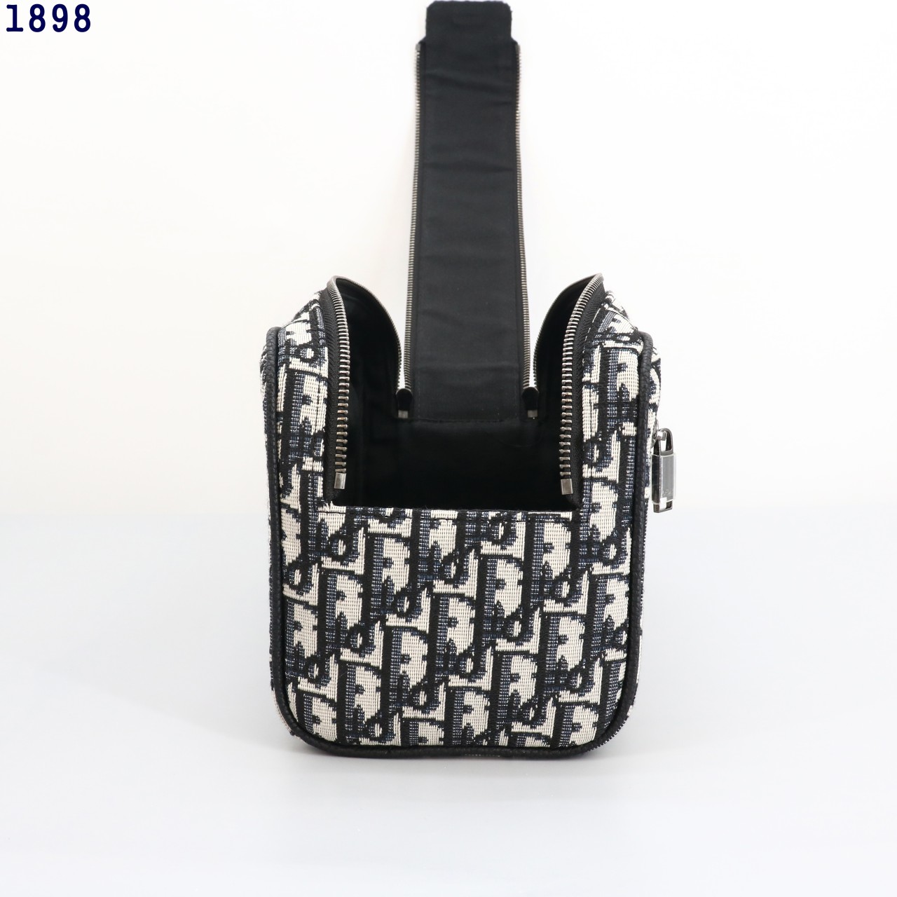 d18dce4b3a7b1f0bb80fc44d132e111c_1765292562_2142.jpg d18dce4b3a7b1f0bb80fc44d132e111c_1765292562_2142.jpg