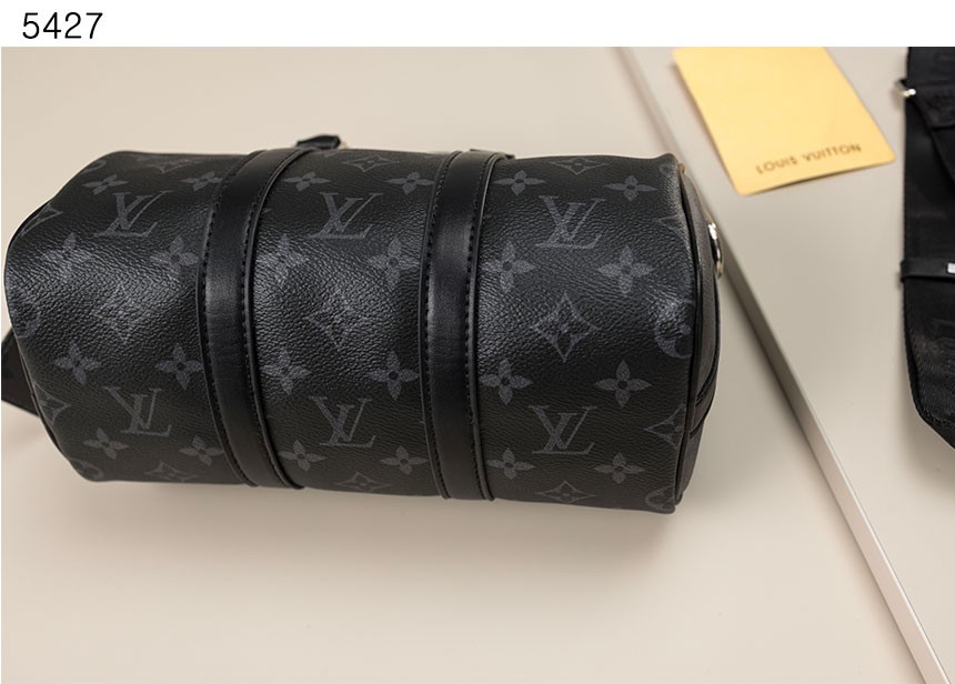 d18dce4b3a7b1f0bb80fc44d132e111c_1765563517_8783.jpg d18dce4b3a7b1f0bb80fc44d132e111c_1765563517_8783.jpg