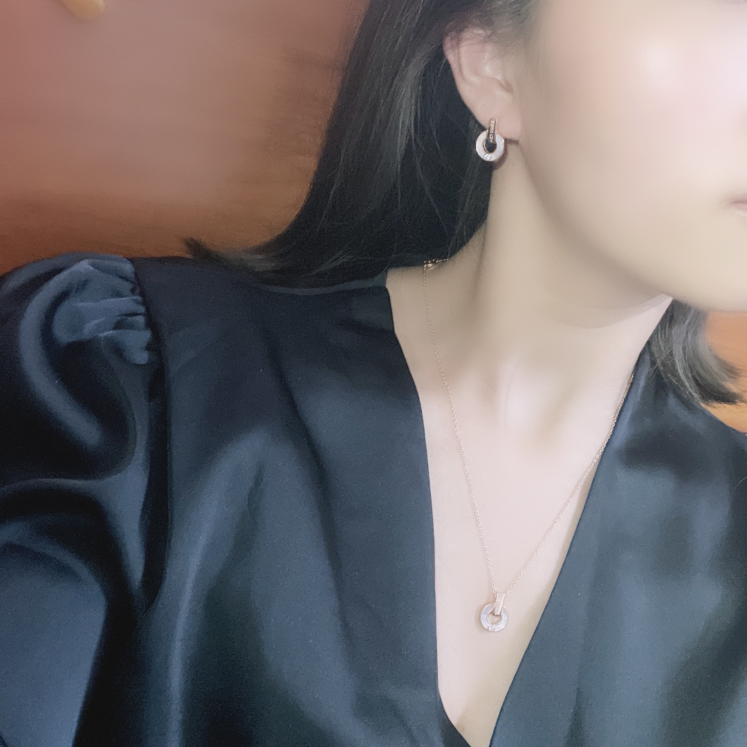 ​18K 하이엔드 미러급 불가리 불가리 귀걸이 (구성품 풀박스)