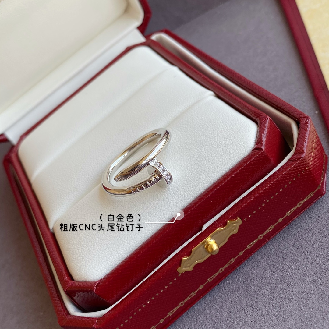 18K 하이엔드 미러급 까르띠에 클래식 저스트 앵끌루 반지 (구성품 풀박스)