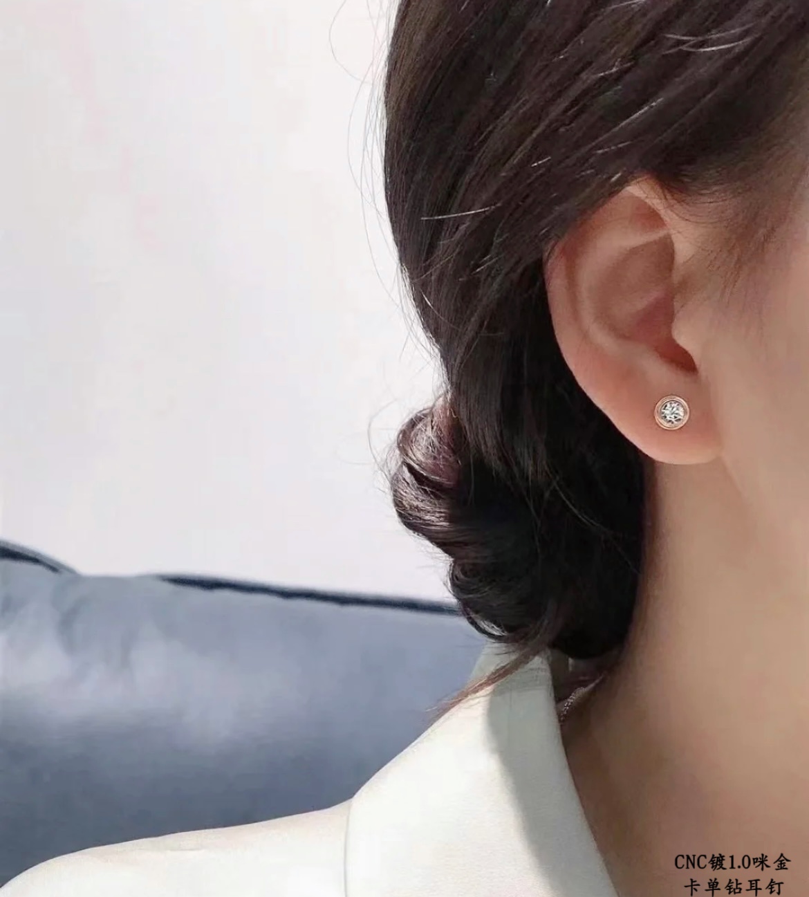 18K 하이엔드 미러급 까르띠에 다무르 귀걸이 (구성품 풀박스)