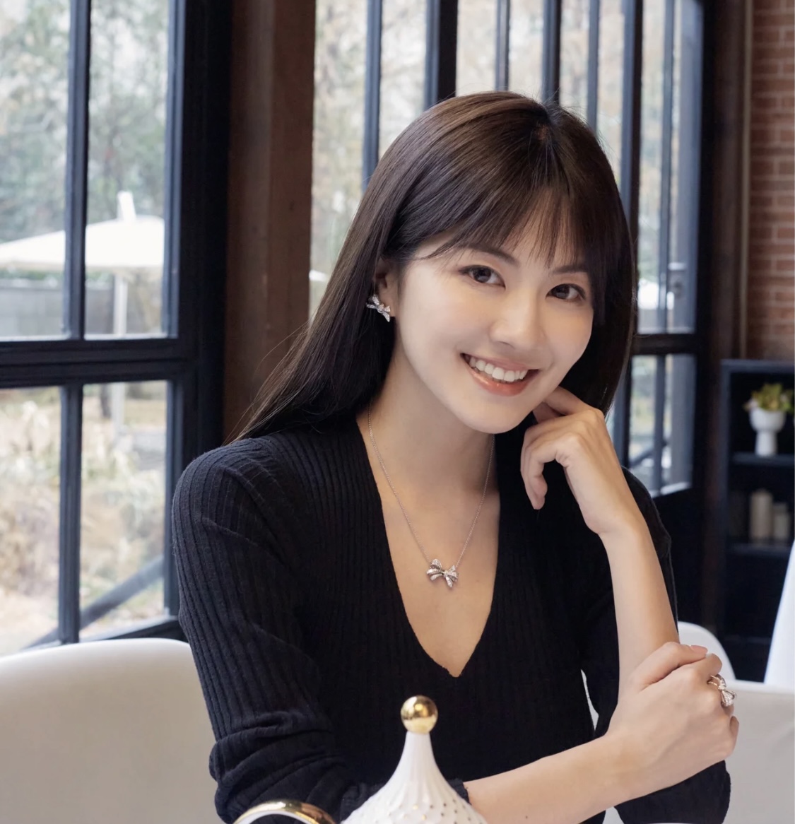 18K 하이엔드 미러급 그라프 틸다의보우 목걸이 (구성품 풀박스)