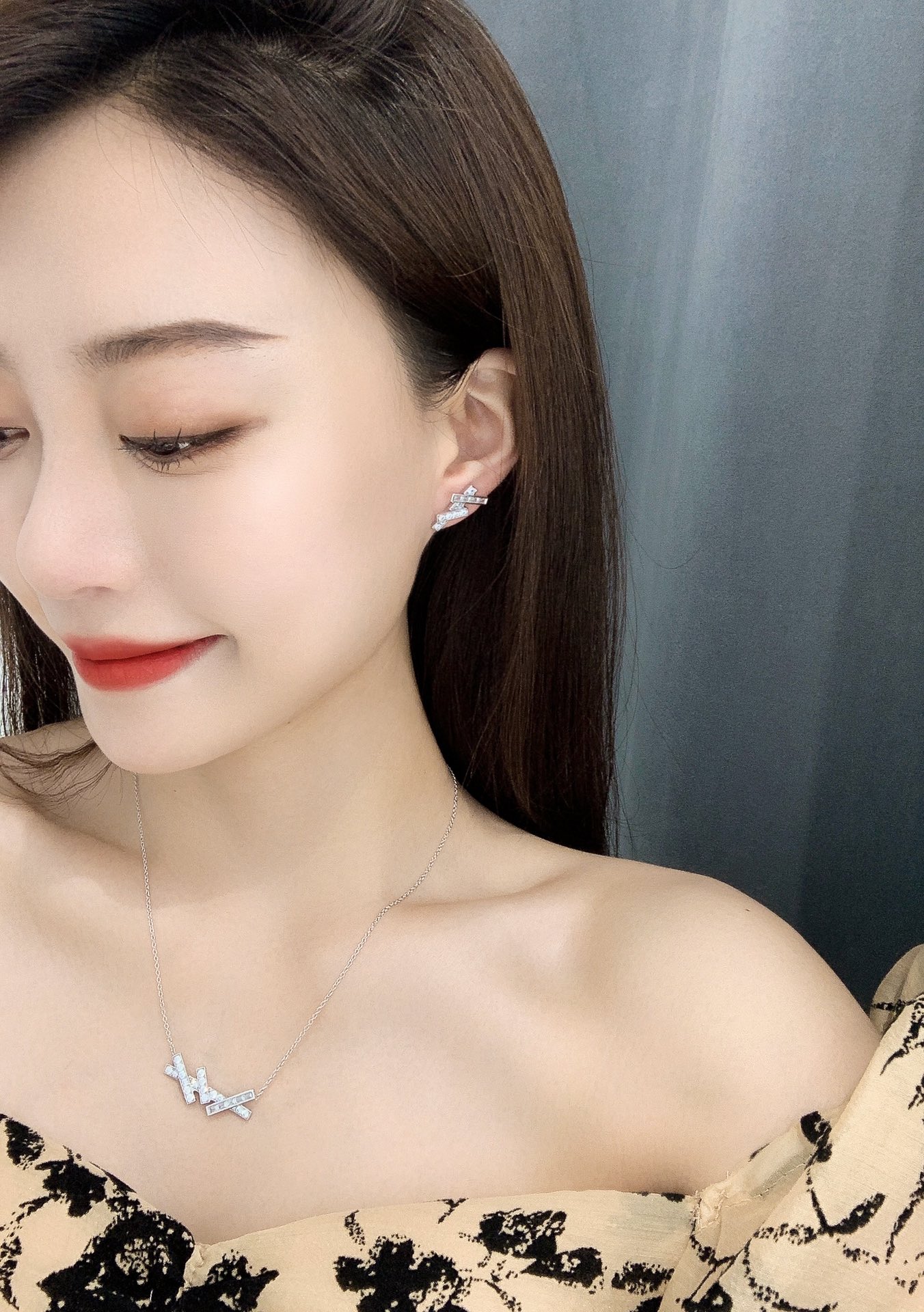 18K 하이엔드 미러급 그라프 스레드 목걸이 (구성품 풀박스)