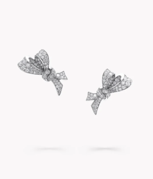 18K 하이엔드 미러급 그라프 틸다의 보우 스터드 이어링 RGE1646