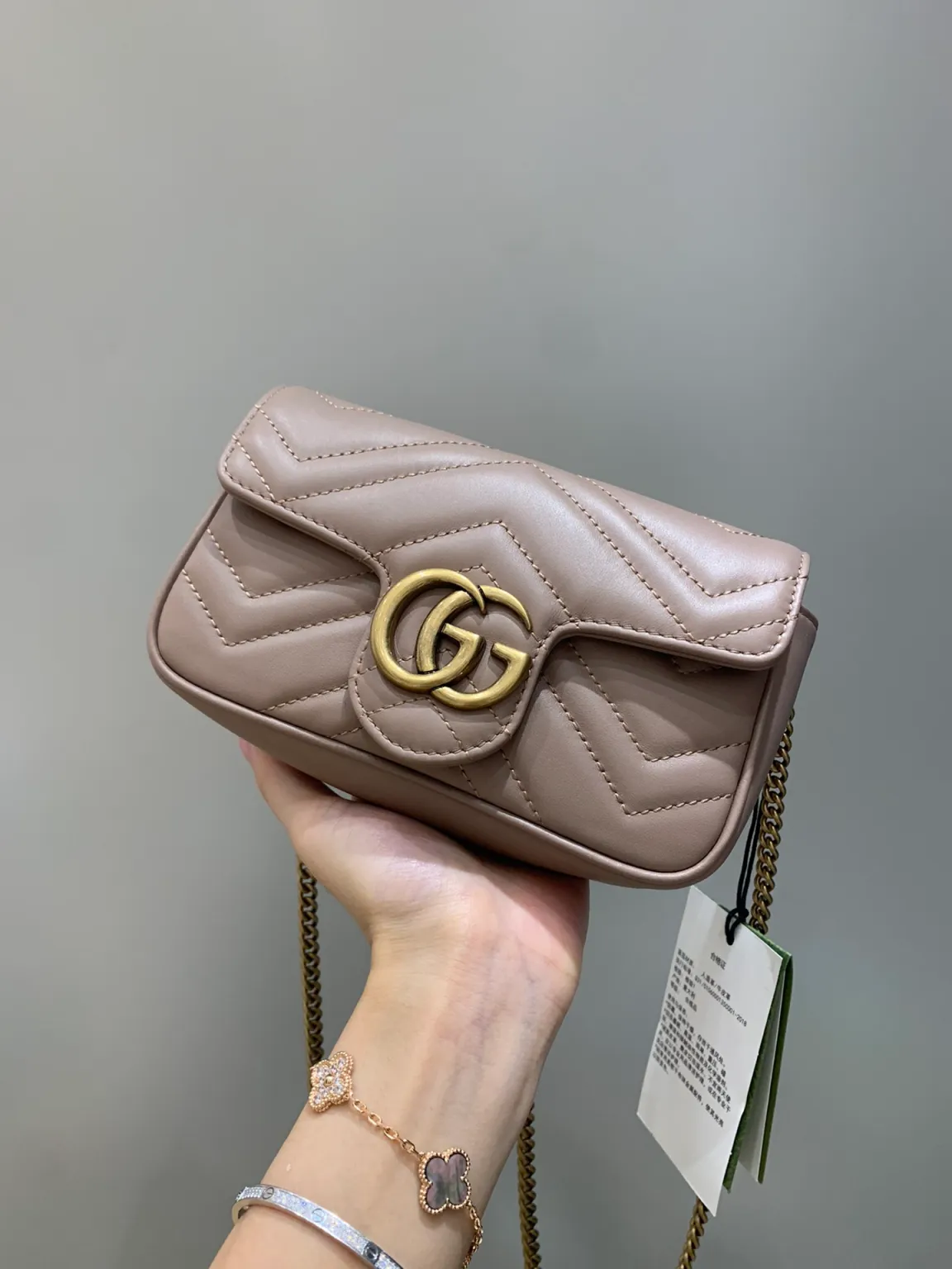 구찌 GG 마몽 수퍼 미니백 누드