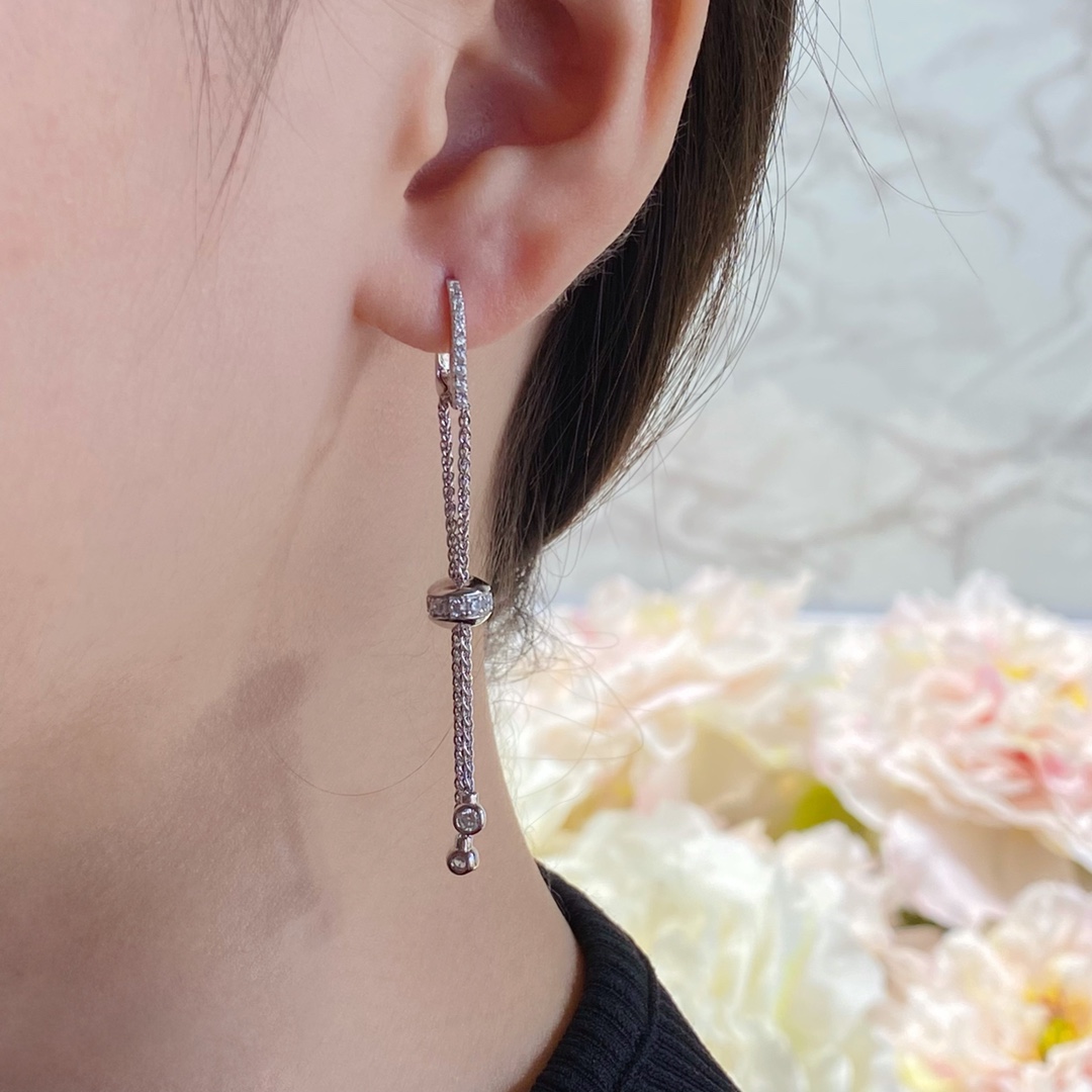 18K 하이엔드 미러급 피아제 포제션 귀걸이 (구성품 풀박스)