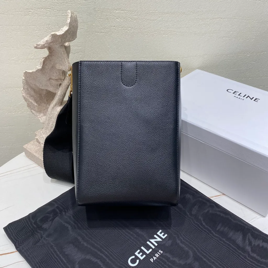 셀린느 싱글 버킷백 스몰 (블랙)