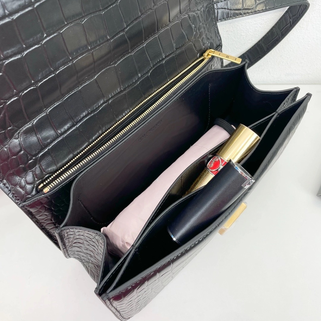 발렌시아가 BB 가십 체인 크로스 백 크로커다일 엠보싱