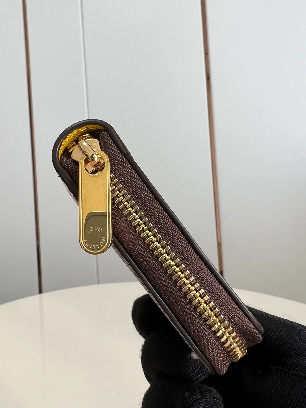 루이비통 지피 코인 퍼스 M81629
