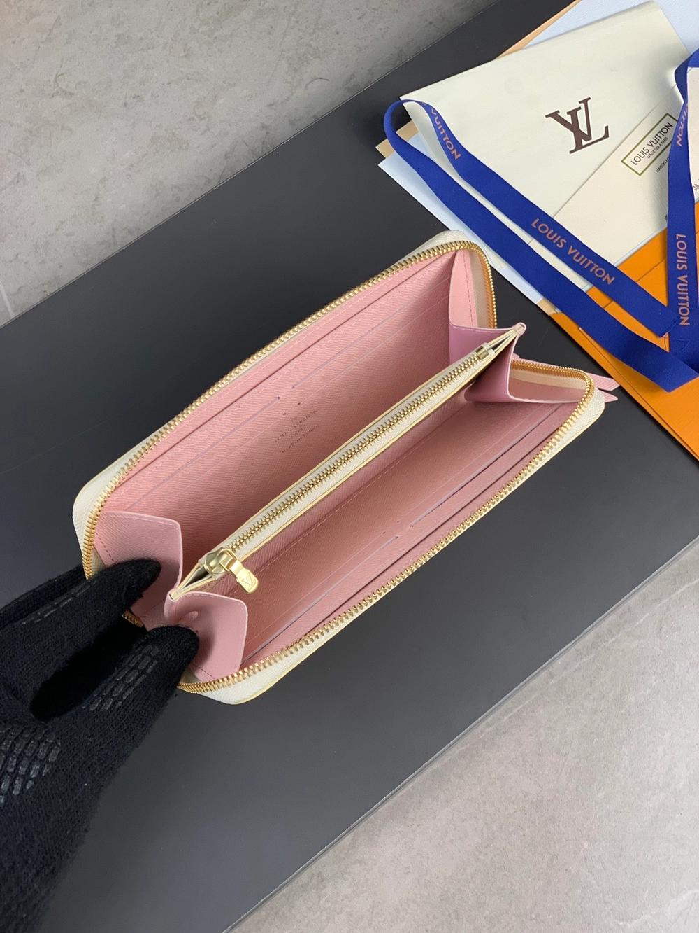 루이비통 클레망스 월릿 M61264