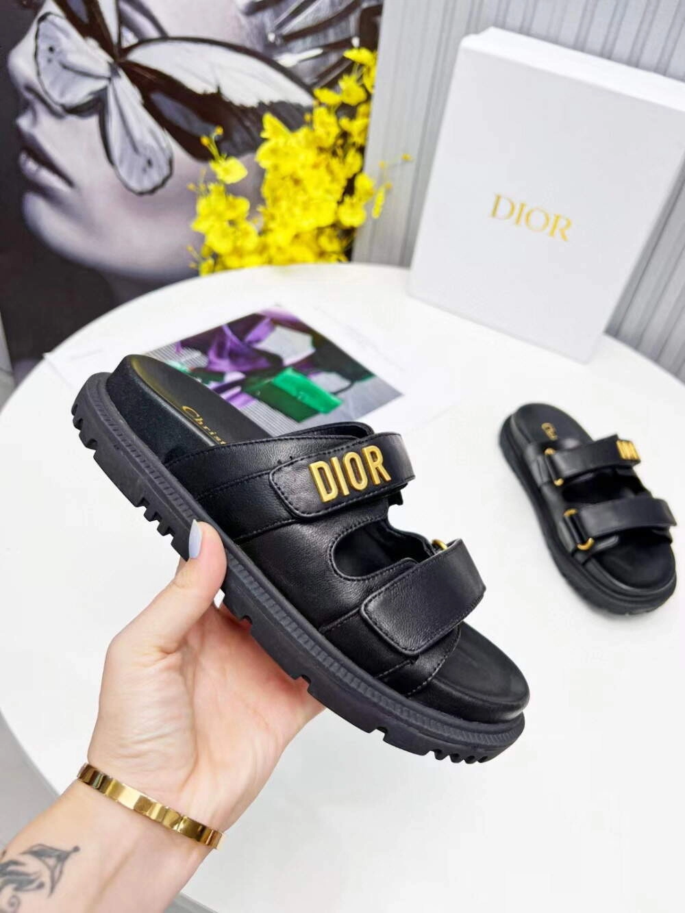 디올 DIORACT 뮬