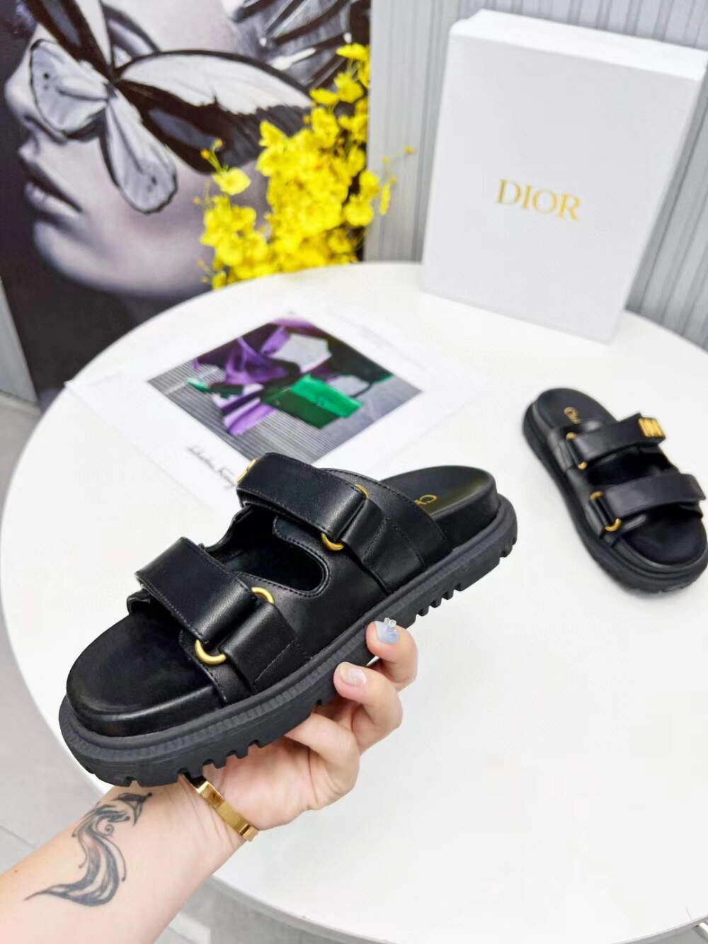디올 DIORACT 뮬