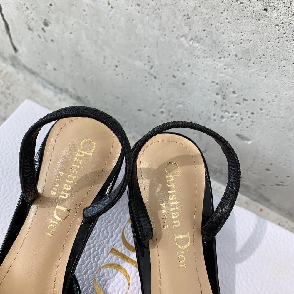 디올 LA PARISIENNE DIOR 슬링백 펌프스