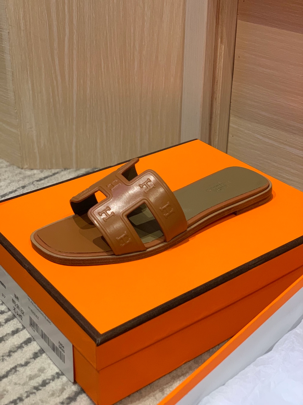 에르메스 오란 샌들 스위프트