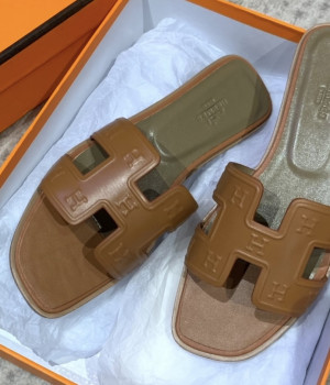 에르메스 오란 샌들 스위프트