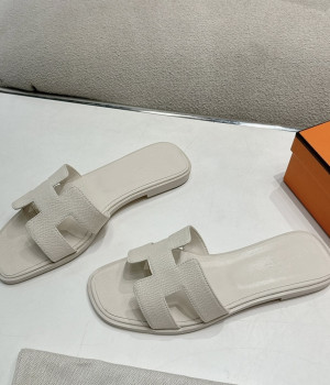 에르메스 오란 샌들 앱송