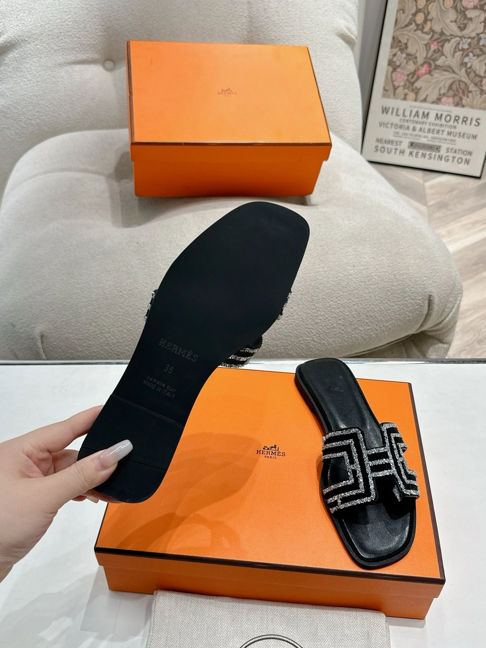 에르메스 오란 샌들 글리터