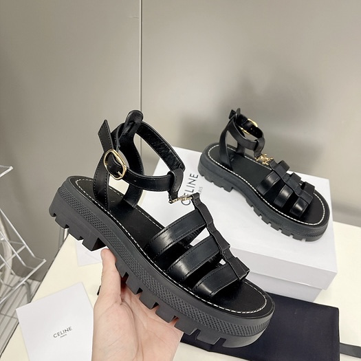 셀린느 클레아 트리오페 글레디에이터 샌들