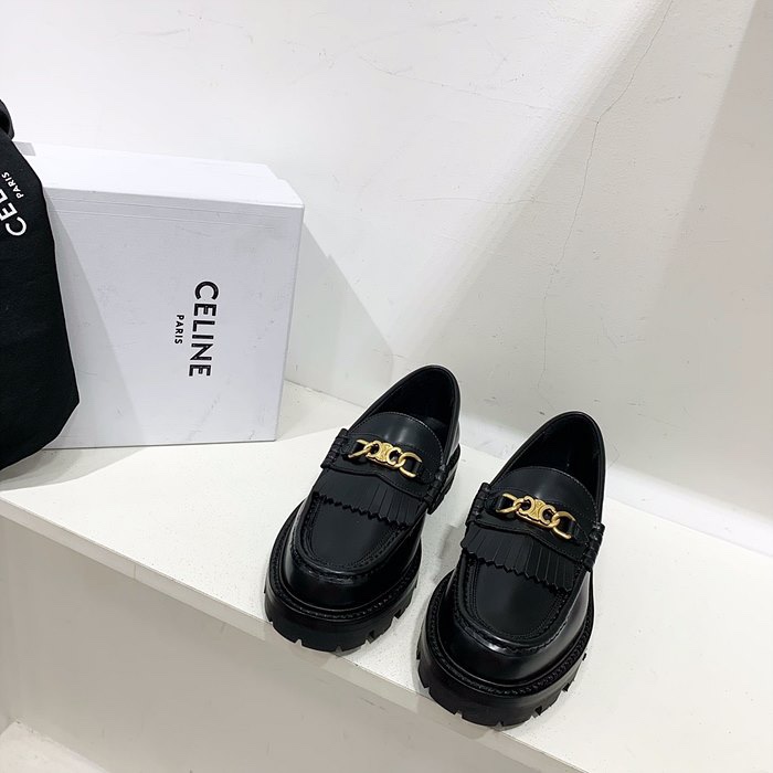 셀린느 트레오페 로퍼