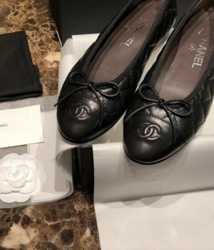 샤넬 발레리나 플랫 빈티지 카프스킨