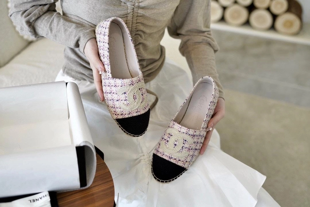 샤넬 트위드 CC Espadrille 핑크 블랙