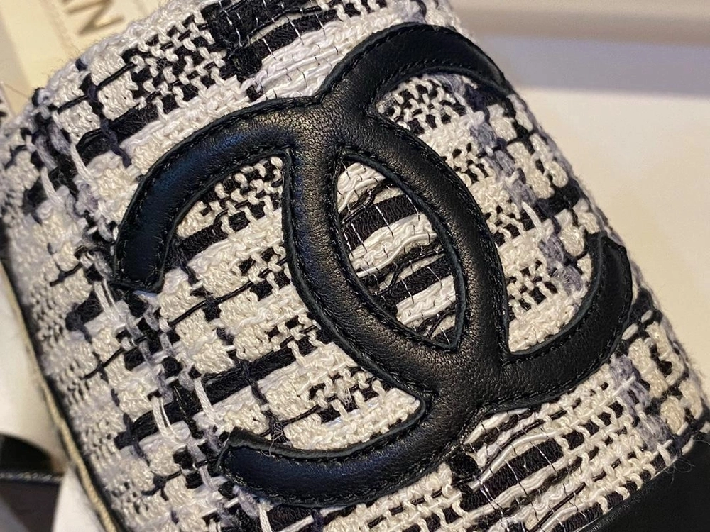 샤넬 트위드 CC Espadrille 화이트 블랙