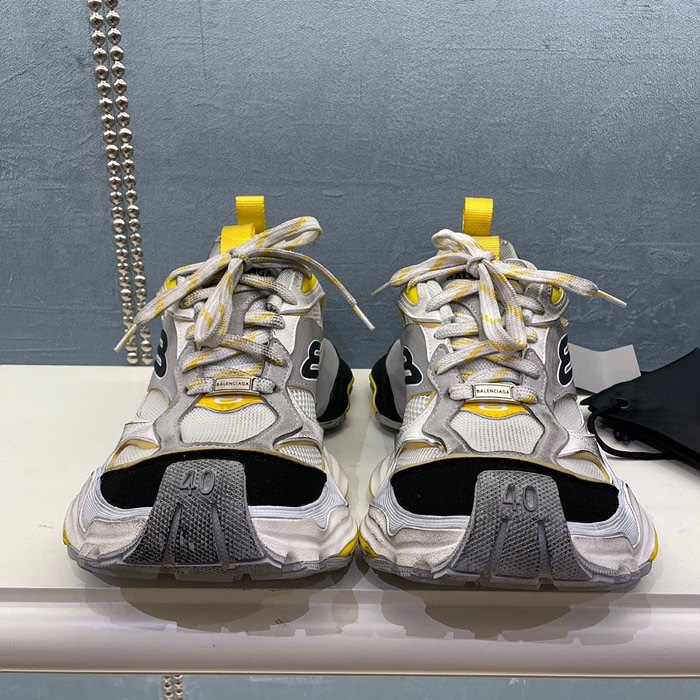 발렌시아가 카고 스니커즈