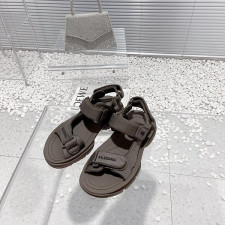 발렌시아가 샌들