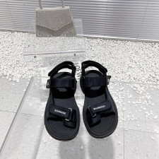 발렌시아가 샌들