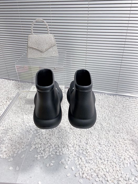 발렌시아가 레인부츠