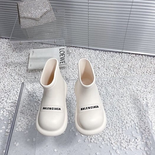 발렌시아가 레인부츠