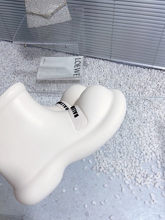 발렌시아가 레인부츠