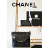 (국내배송) [CHANEL] 샤넬 22 핸드백 블랙 금장 미디움