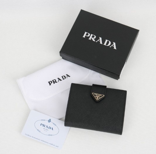 (국내배송) 프라다 사피아노 반지갑