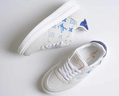 (국내배송) 루이비통 모노그램 로우탑 스니커즈