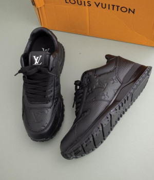 (국내배송) 루이비통 블랙 카프스킨 모노그램 스니커즈