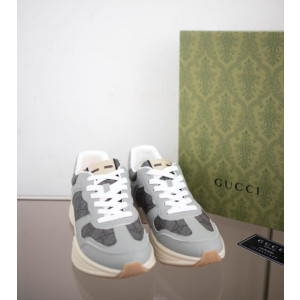 (국내배송) 구찌 GG 수프림 가죽 스니커즈