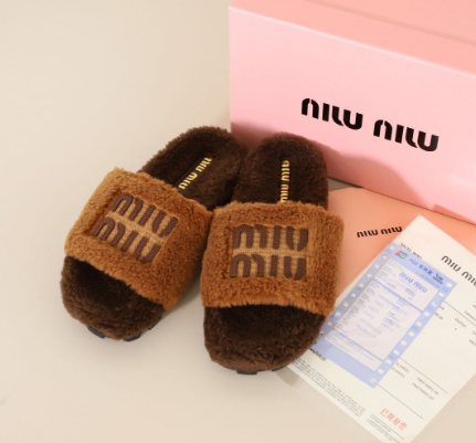 (국내배송) 미우미우 시어링 슬리퍼