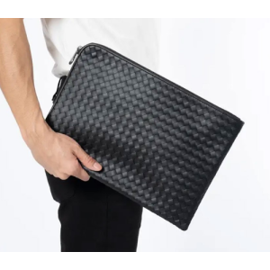 (국내배송) 보테가베네타 인트레치아토 도큐먼트 클러치 백
