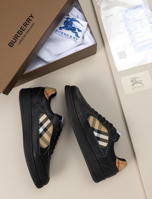 (국내배송) 버버리 체크 테라스 스니커즈 블랙