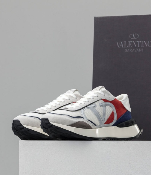 (국내배송) 발렌티노 오버사이즈 로고 빈티지 러너