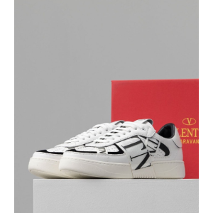 (국내배송) 발렌티노 로우탑 레더 밴드 디테일 스니커즈