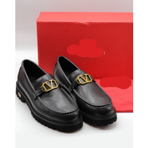 (국내배송) 발렌티노 V로고 시그니처 로퍼